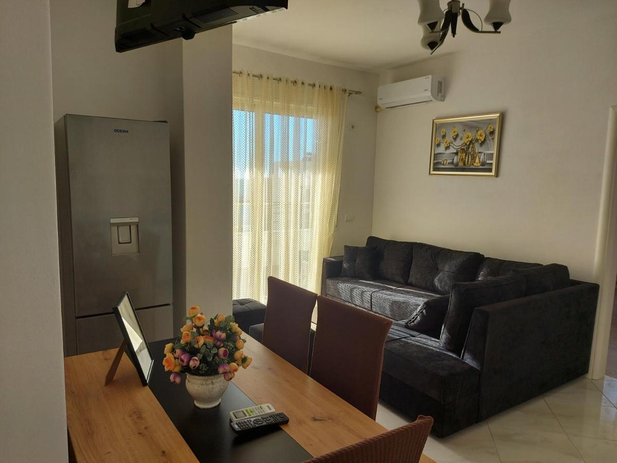 Bral Apartment 7 - Two-Bedroom With Seaview Durres Ngoại thất bức ảnh
