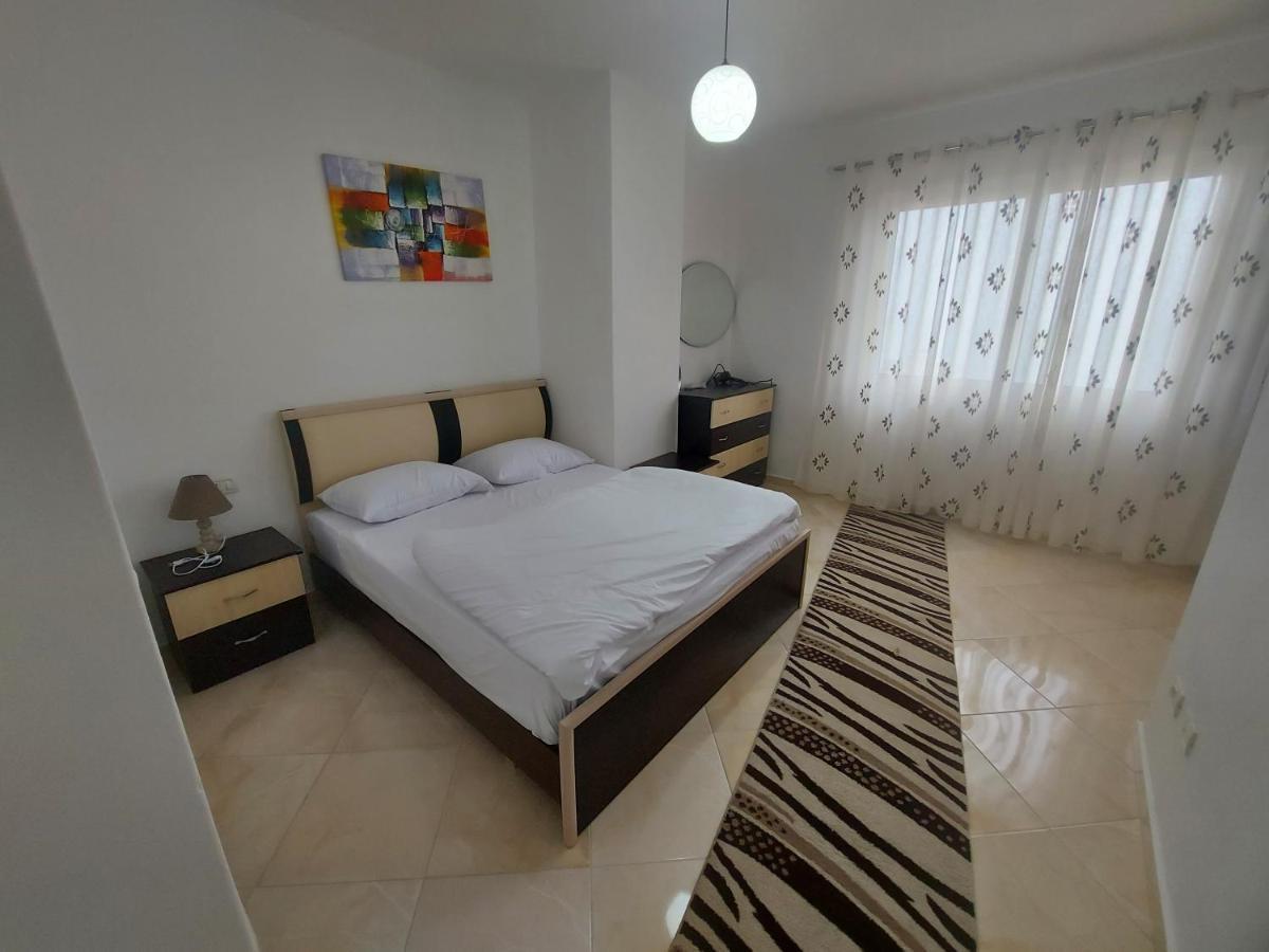 Bral Apartment 7 - Two-Bedroom With Seaview Durres Ngoại thất bức ảnh