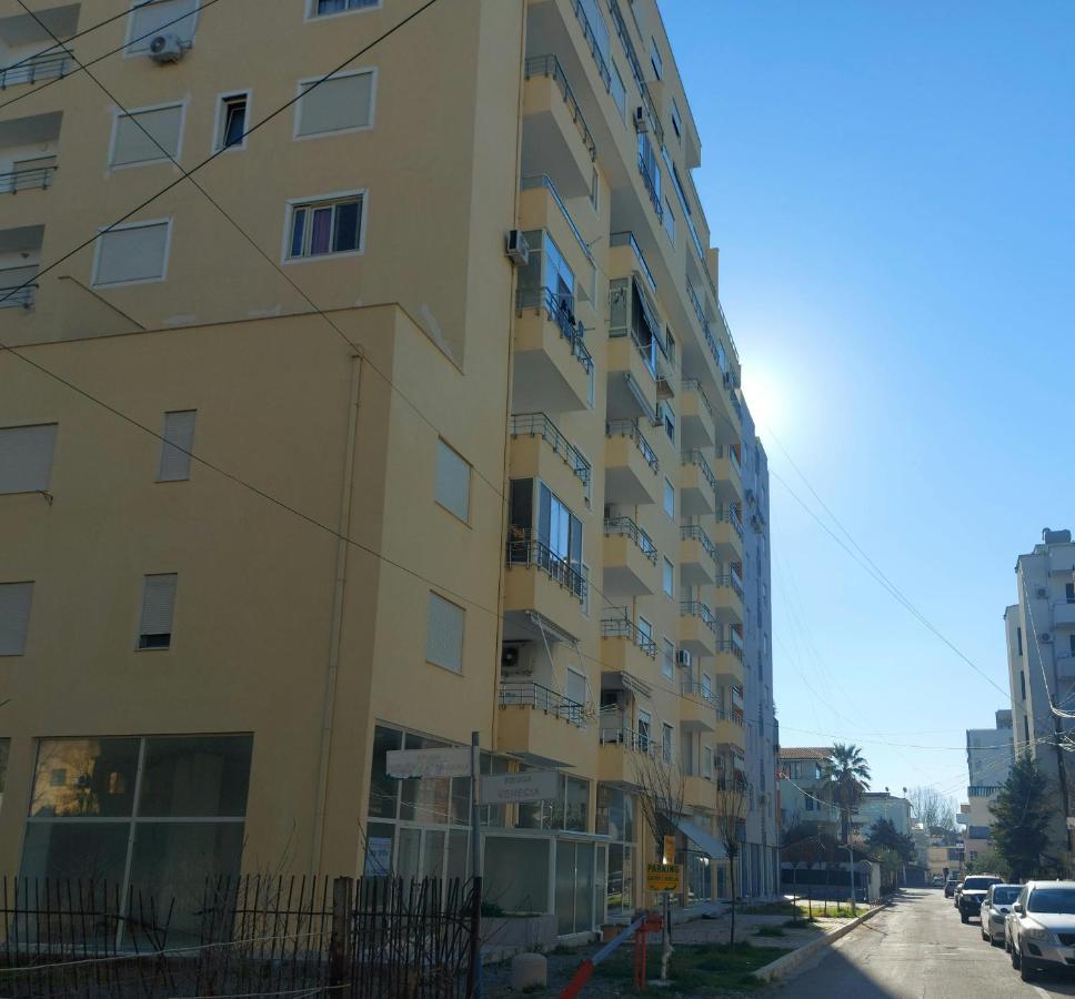 Bral Apartment 7 - Two-Bedroom With Seaview Durres Ngoại thất bức ảnh